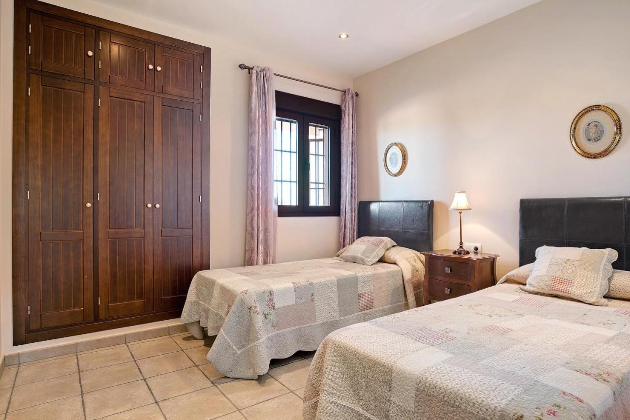Casa Borpa - Solo Familias Ferienhaus